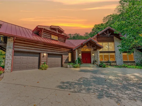 2162 Garards Fort Rd, Waynesburg, PA 15370