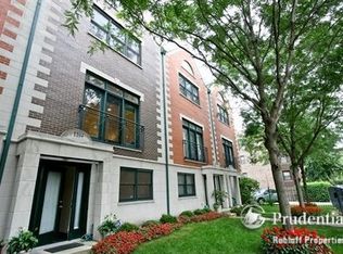 1104 E 54th St, Chicago, IL