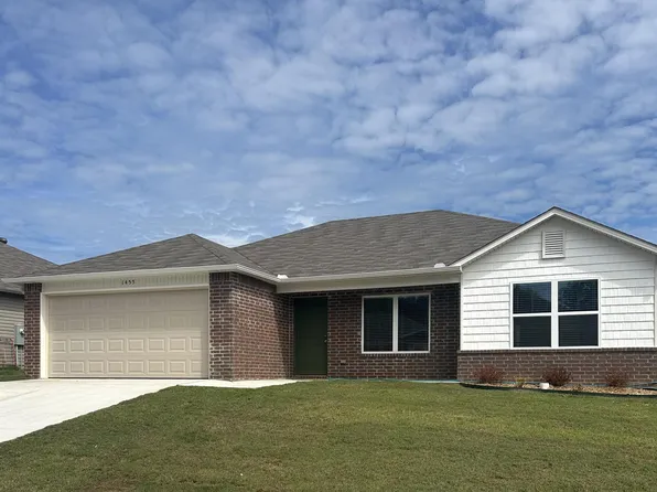 1455 Meadows Dr, Benton, AR 72019