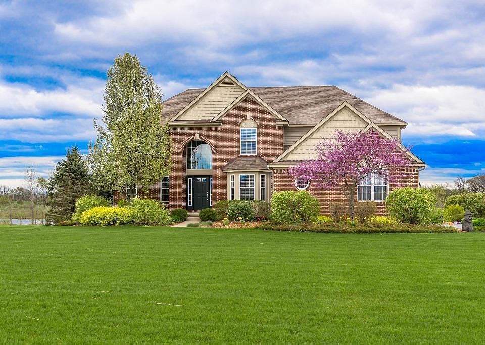 1st image of 2730 Island Hills Dr
