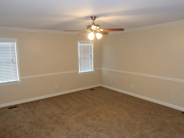406 Williamsport Dr — Photo 9