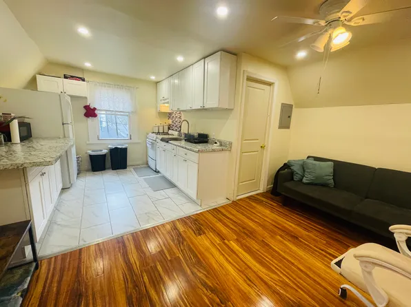 219 Elmwood Ave, East Orange, NJ