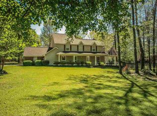 610 S Springlake Cir, Terry, MS 39170