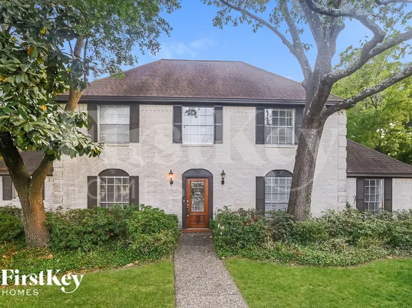 4146 Meadowbank Dr, Seabrook, TX 77586