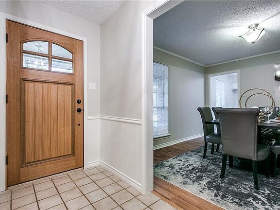 4th image of 157 Village Estates Dr