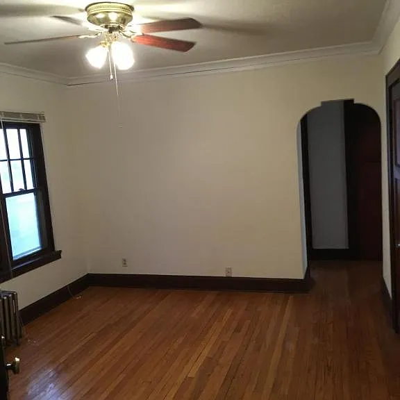 3304 N Newhall St #1 — Photo 2
