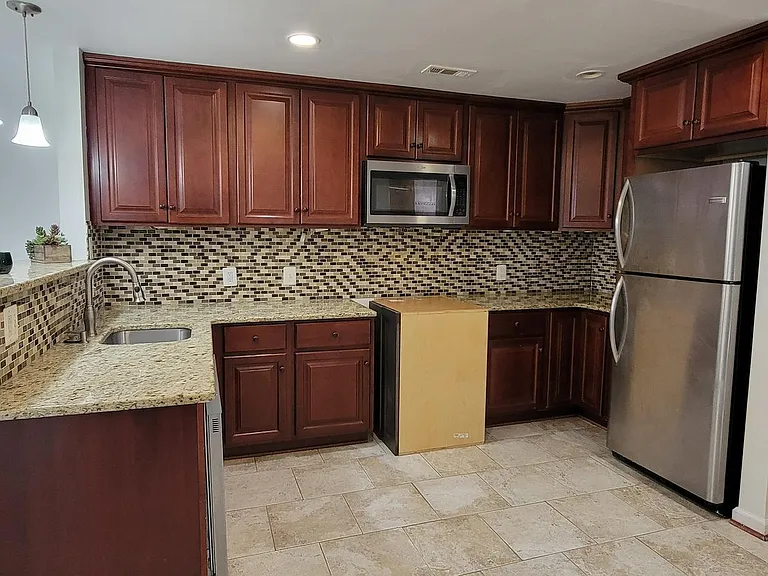17680 Avenel Ln #BASEMENT — Photo 14