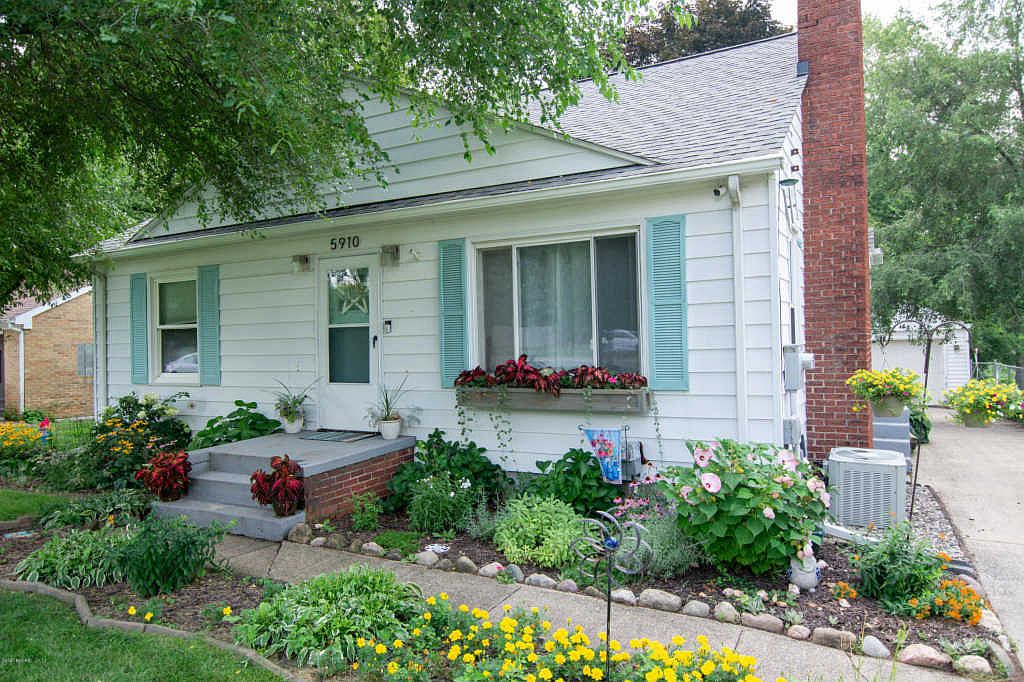 5910 Lovers Ln, Portage, MI 49002 Zillow