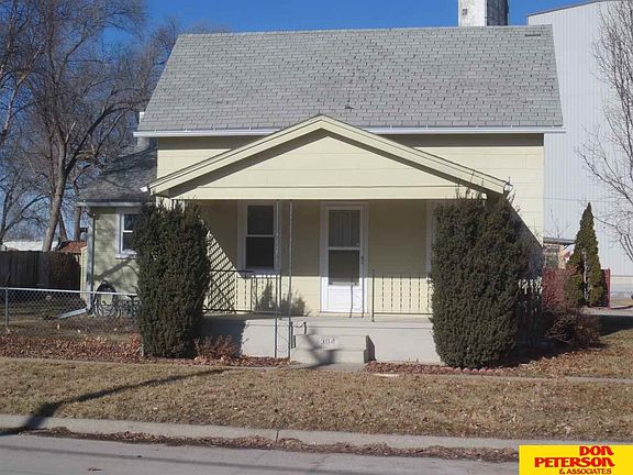 2nd image of 304 W Jensen St
