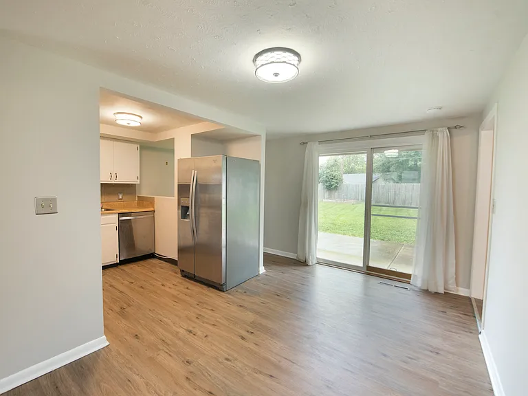 3700 Caracas Dr — Photo 19