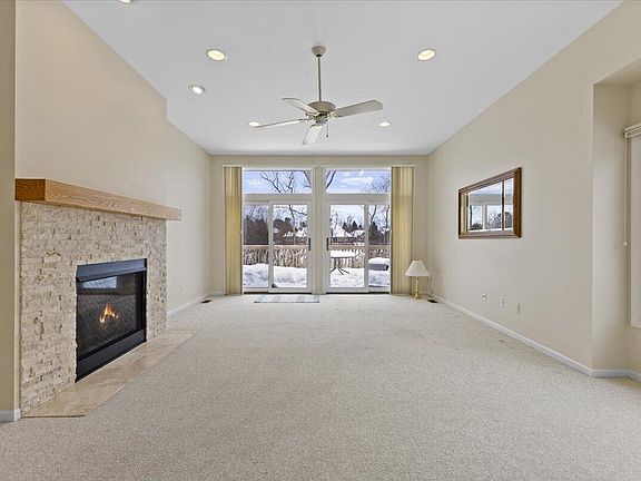 4th image of 4853 Lone Oak Ct