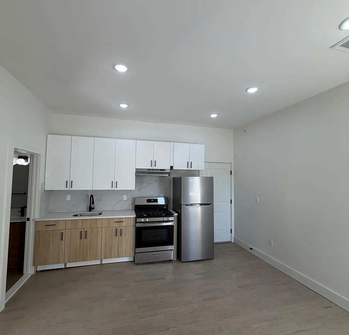 1 bed, $1,650 — Photo 1