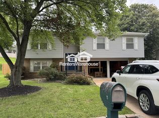 6 Spring Wood Dr, Saint Peters, MO 63376