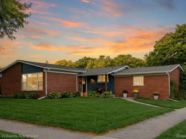 14208 Denne St, Livonia, MI 48154