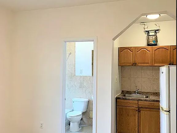 4th image of 100 W 139th St APT 18A