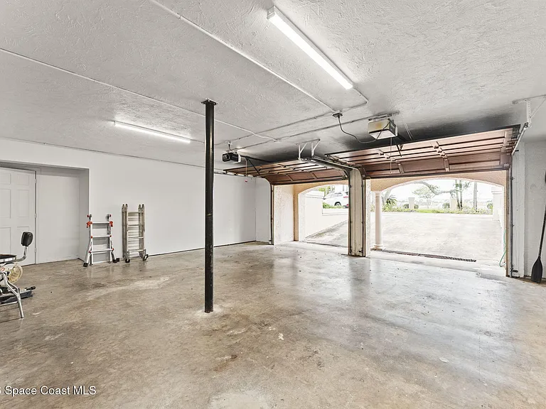 3553 Washington Ave S #7 — Photo 116