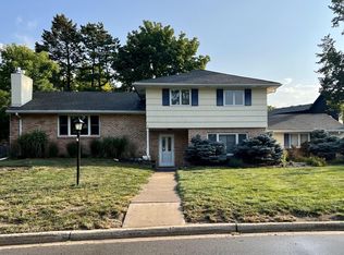 5816 Grove St, Edina, MN 55436