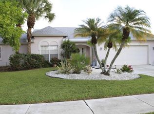 22098 Flower Dr, Boca Raton, FL 33428