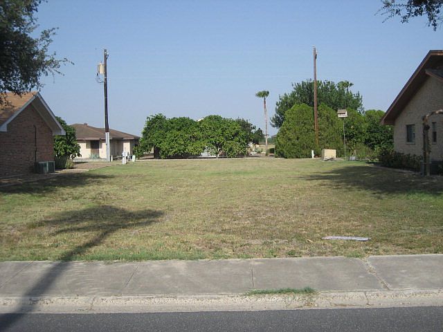 1st image of 914 Citrus Dr