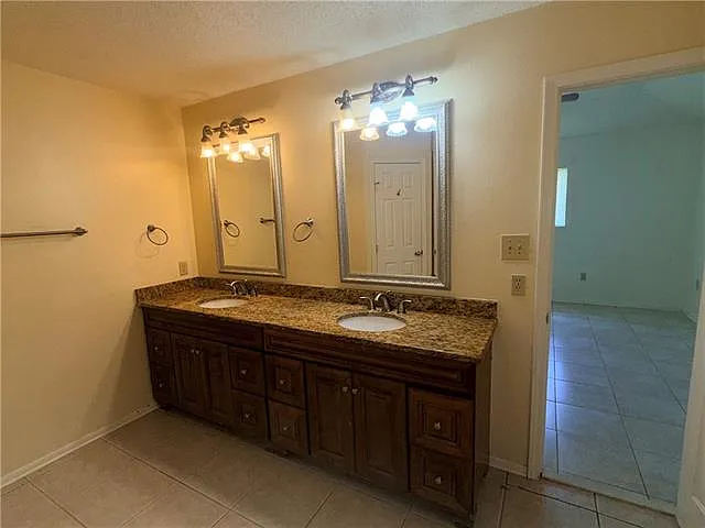 216 Woodridge Blvd — Photo 15