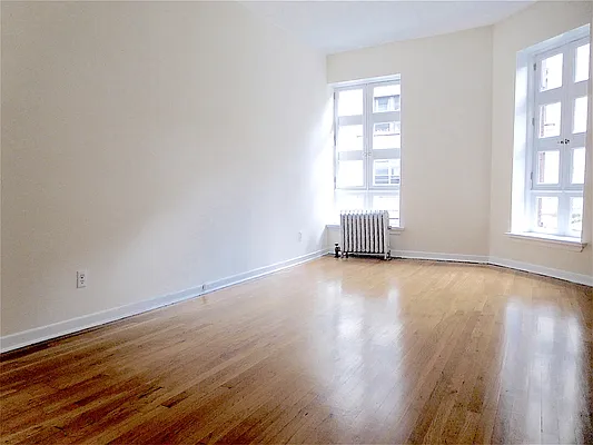 Rented by Corcoran | media 9