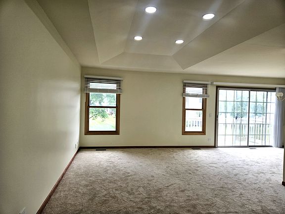 3rd image of 1815 Fox Run Dr Unit D