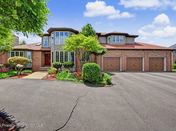 602 Hampton Rd, Clarks Summit, PA 18411