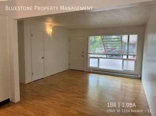1940 SE 12th Ave #12, Portland, OR 97214