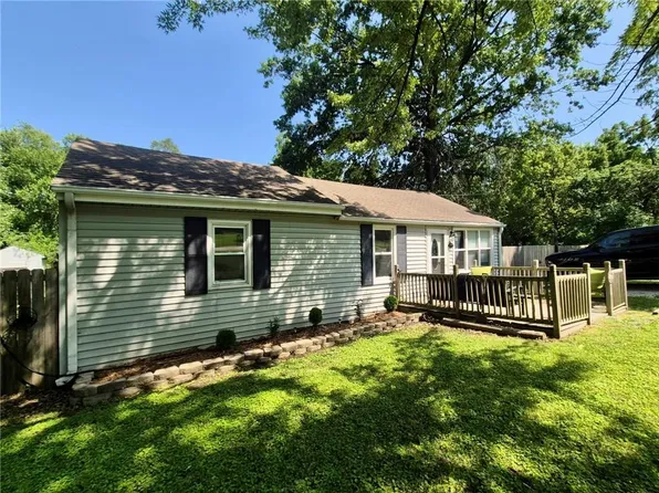 5417 Laurel Ave, Raytown, MO 64133