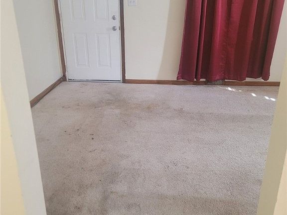 2nd image of 837 Cornell St
