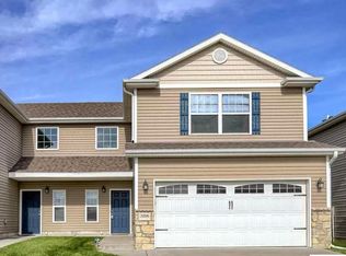 3206 King Ridge Blvd, Lincoln, NE 68504