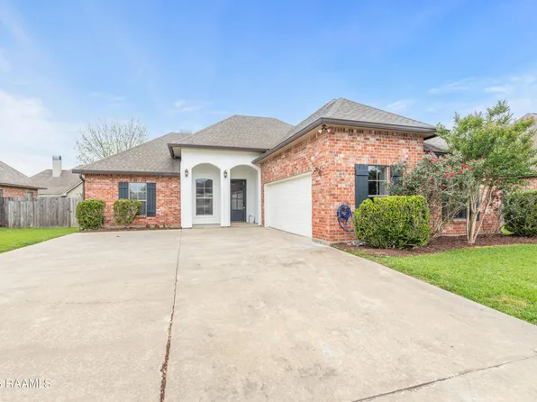 416 Hillbrooke Dr, Broussard, LA 70518