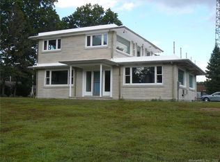 630 James Farm Rd, Stratford, CT 06614