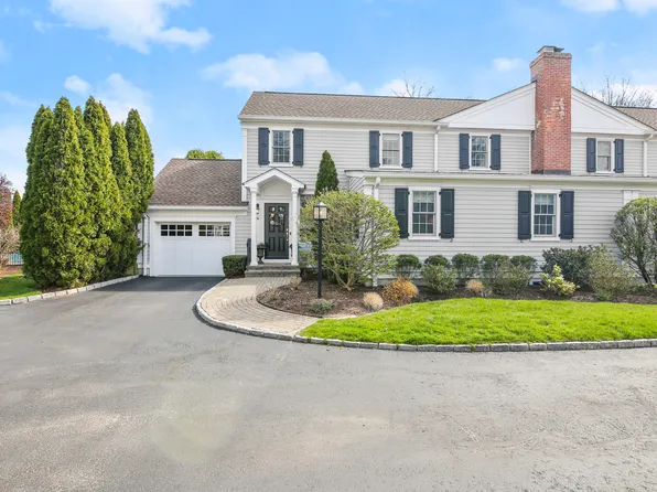 123 Richmond Hill Road #16, New Canaan, CT 06840