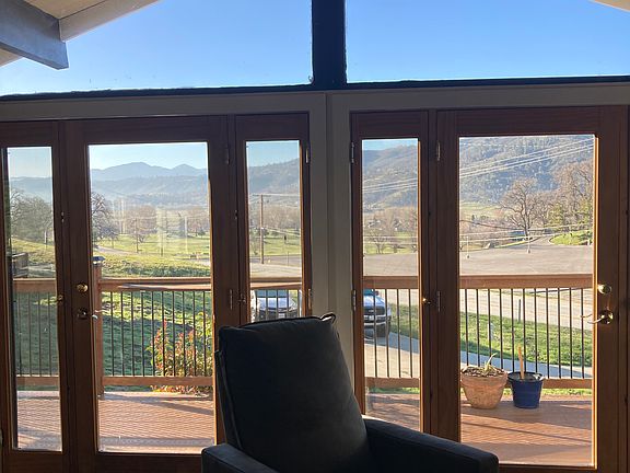 Views, Views, Views no matter the season!