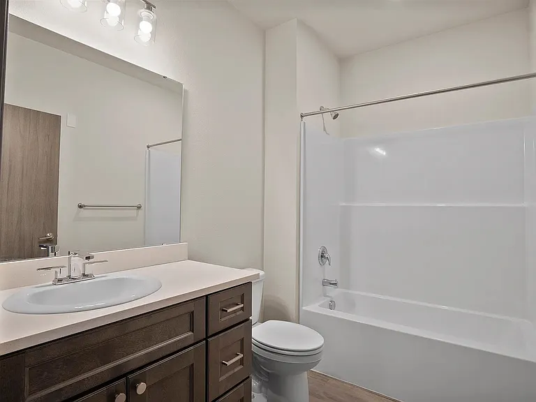 Cannon Apartments — Photo 19