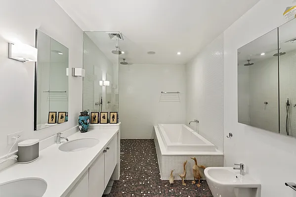 Rented by Nest Seekers International | media 5
