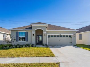 2929 Supermarine Rd, Tavares, FL 32778