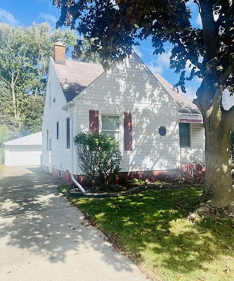 24926 Hickory St — Photo 2