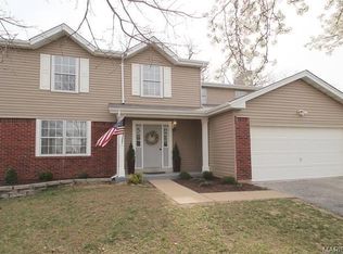 1 Fair Isle Ct, Ballwin, MO 63021