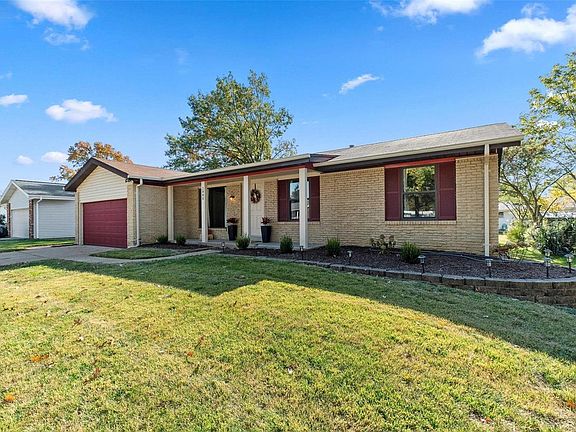 4th image of 2880 Gladwood Dr