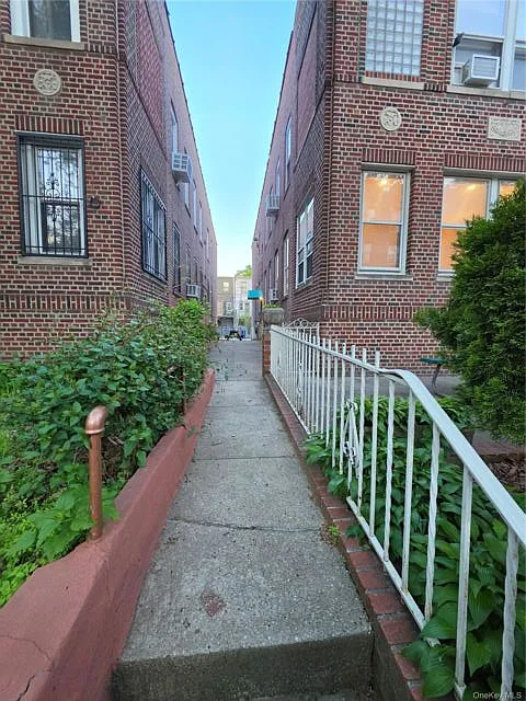 Building Photo - 30-19 35th St #1