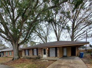 328 Guidry Rd, Youngsville, LA 70503