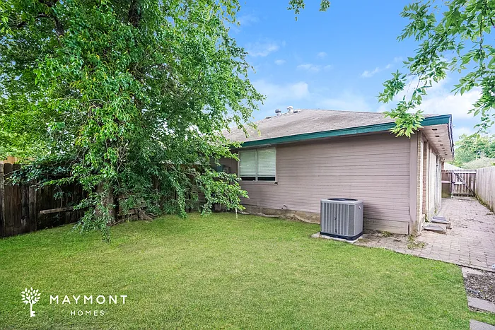 22403 Tree House Ln — Photo 3