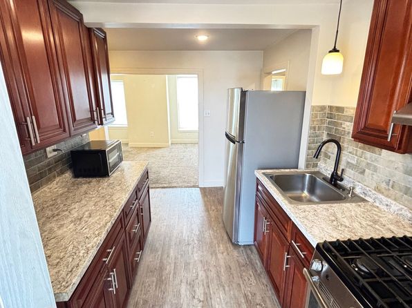 227 E Clay St APT 4