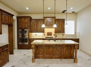 9105 Blue Water Dr, Plano, TX 75025