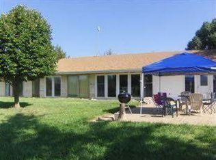 889 Road 130, Emporia, KS 66801