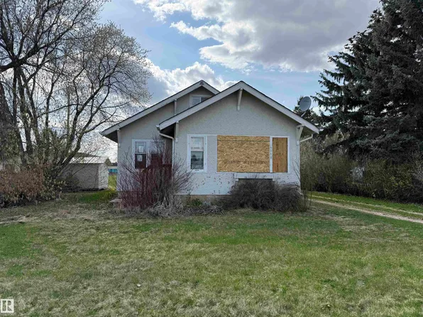 4818 52nd St, Thorsby, AB T0C 2P0