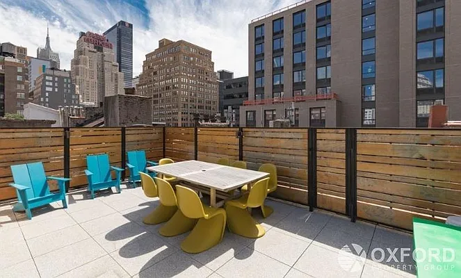 Rented by Oxford Property Group | media 10