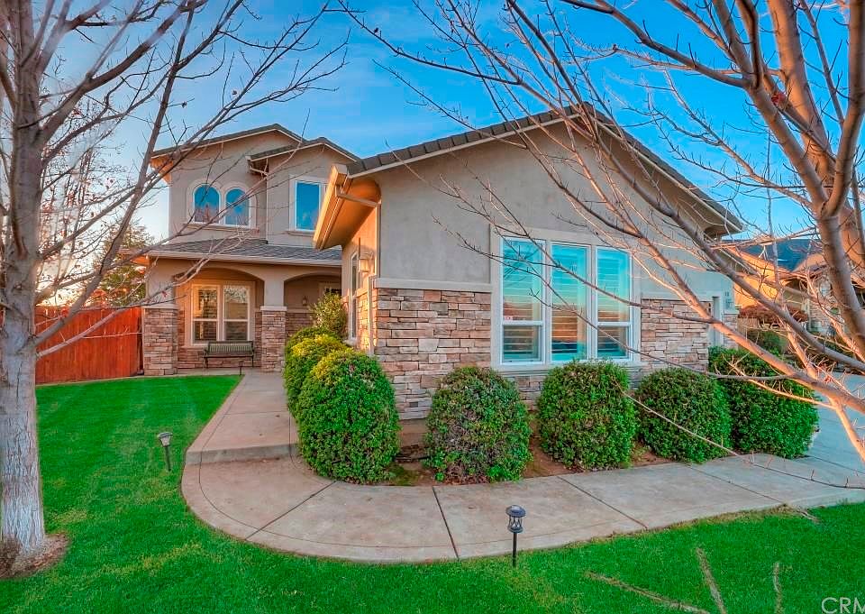 2nd image of 58 Quiet Pine Ct